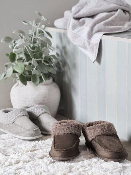 Pantuflas OLSFORS talla 36-41 varios colores Pantuflas OLSFORS talla 36-41 varios colores