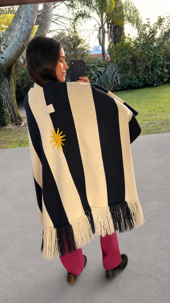 Ruana Rioplatense - Azul Marino / Blanco 