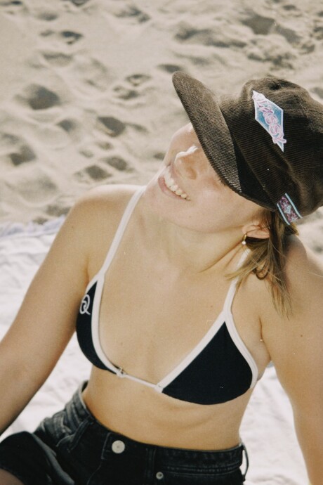 Roots 5 Panels CAP / GRIS Roots 5 Panels Cap / Gris