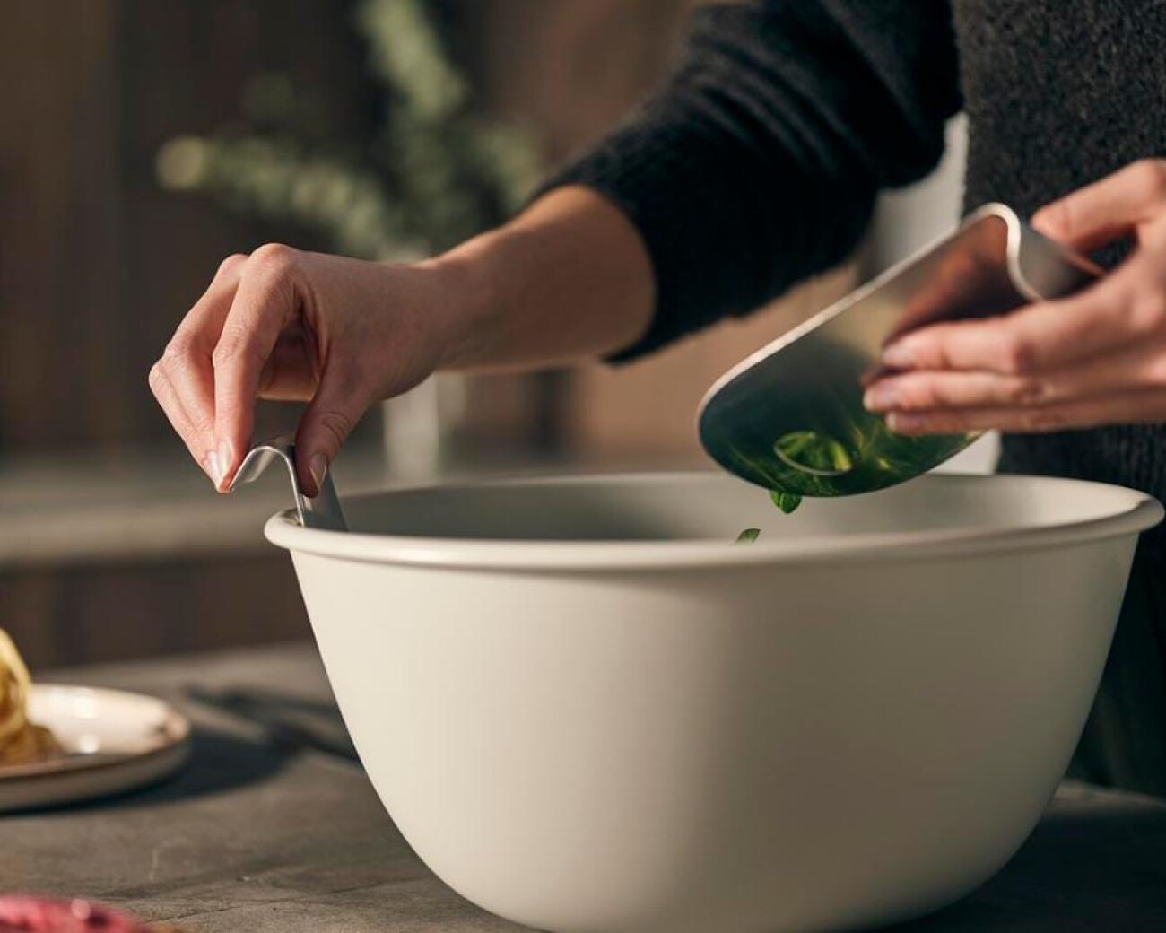 Ensaladera práctica con set servidor Ensaladera práctica con set servidor