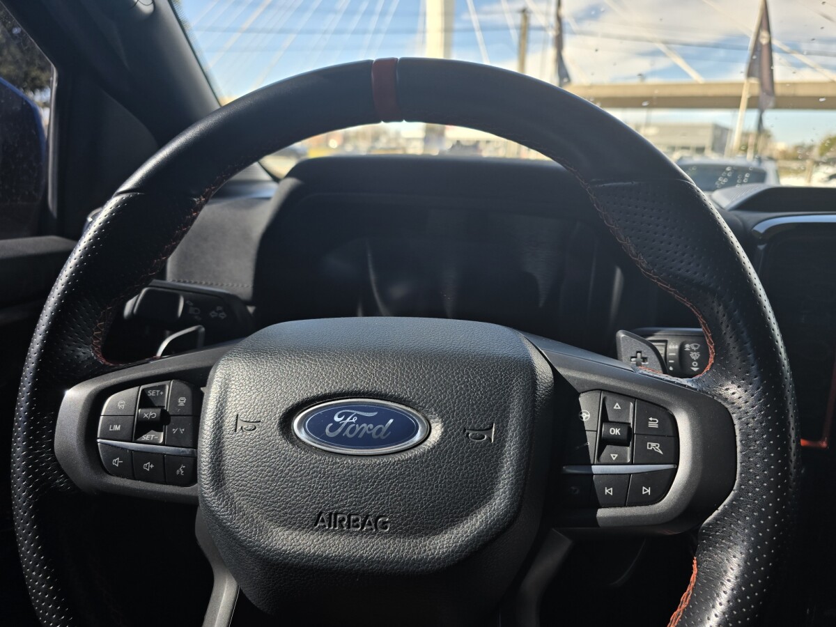 Ford Ranger Raptor 2025 EXCELENTE ESTADO| Permuta / Financia Ford Ranger Raptor 2025 EXCELENTE ESTADO| Permuta / Financia