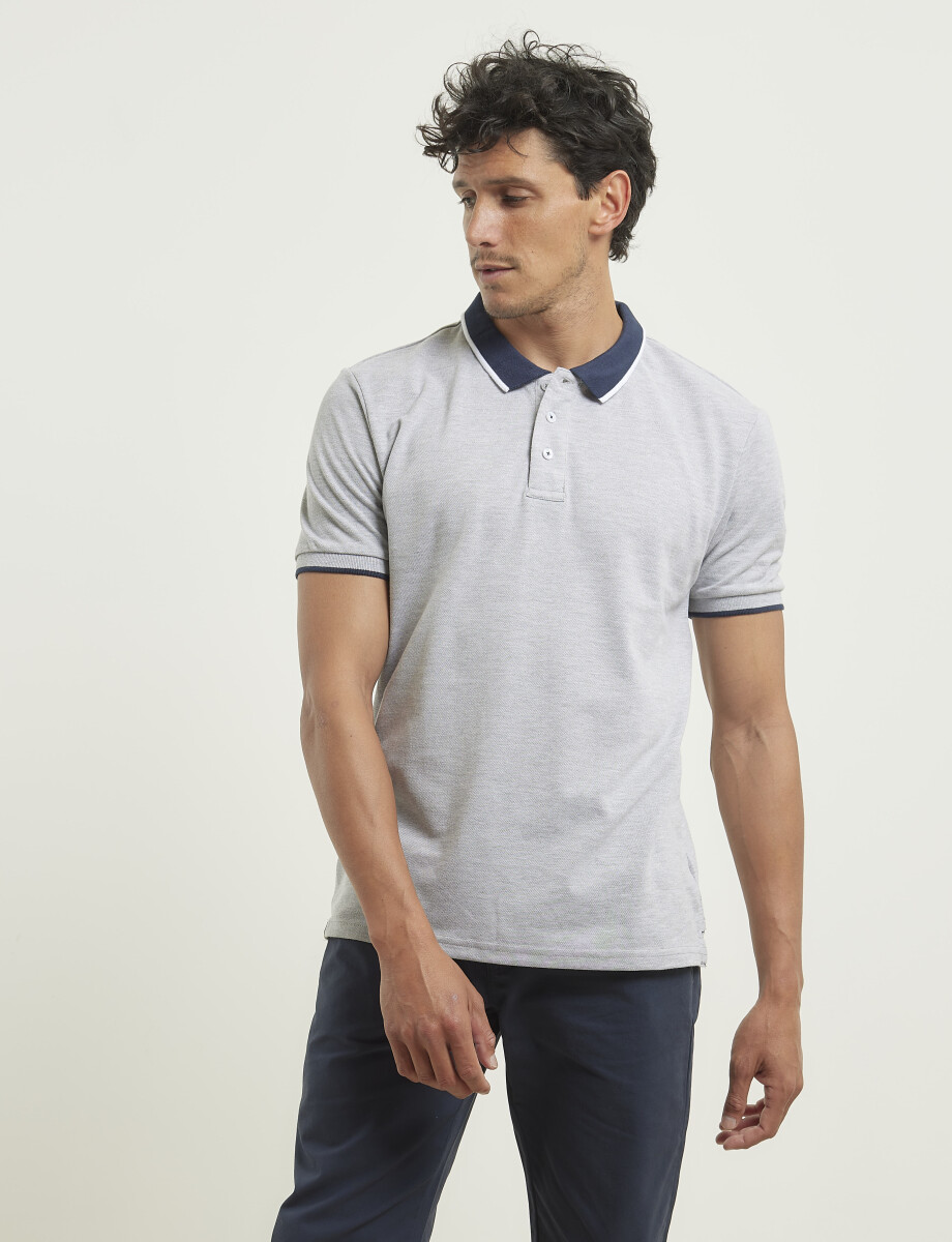 520906 REMERA NAVIGATOR Gris Medio Melange
