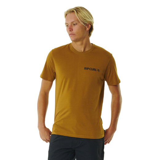 Remera Rip Curl Brand Icon Tee - Mostaza Remera Rip Curl Brand Icon Tee - Mostaza