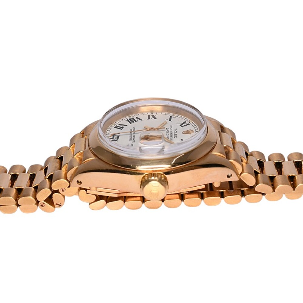 Rolex oro 18k Datejust Modelo 6916 con calendario, 26 mm. Rolex oro 18k Datejust Modelo 6916 con calendario, 26 mm.