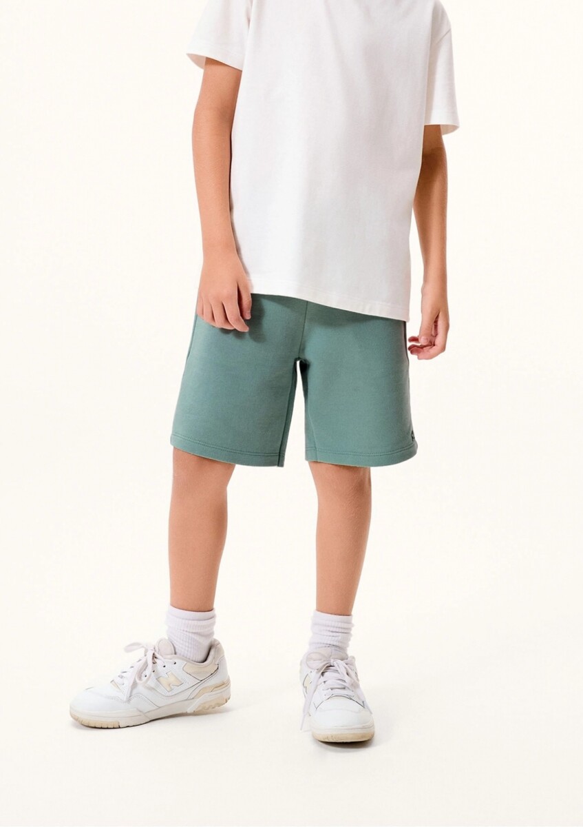 BERMUDA BÁSICA INFANTIL - VERDE 