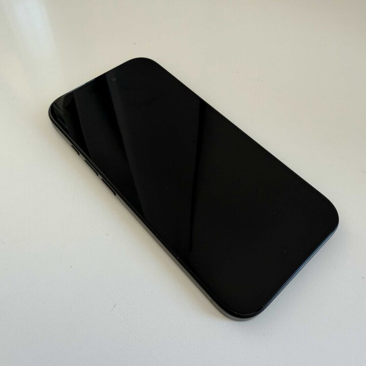 iPhone 16 128GB - Black iPhone 16 128GB - Black