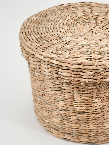 CAJA REDONDA CON TAPA MARRON