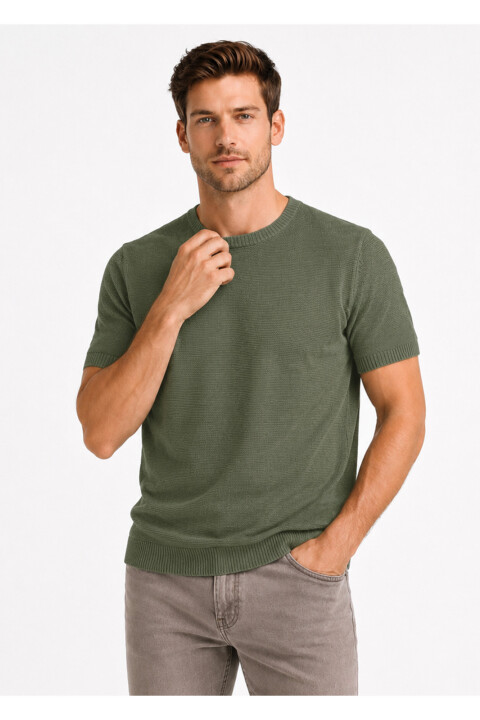Remera tejida a la Base VERDE