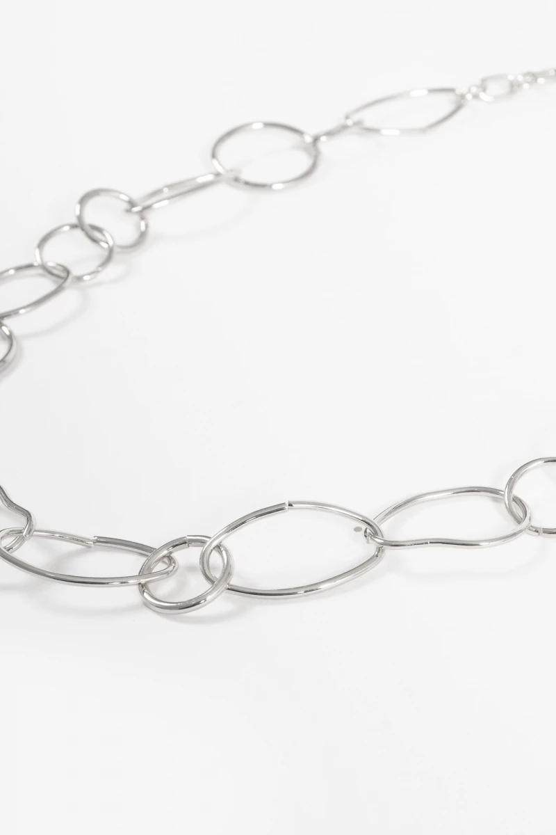 Collar largo eslabones plateado