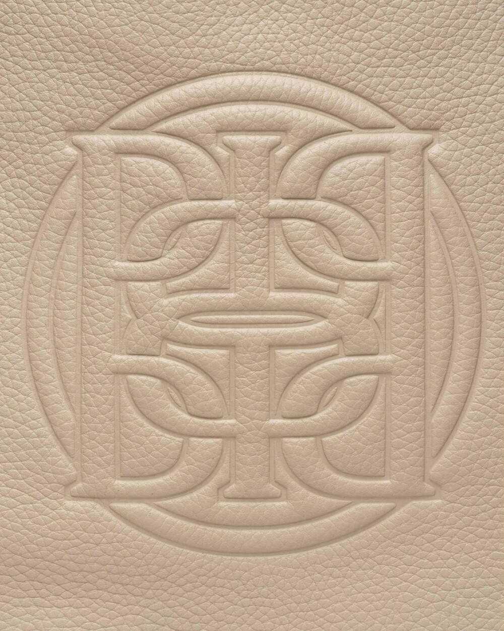 Bolso Eterial en cuero graneado Vison