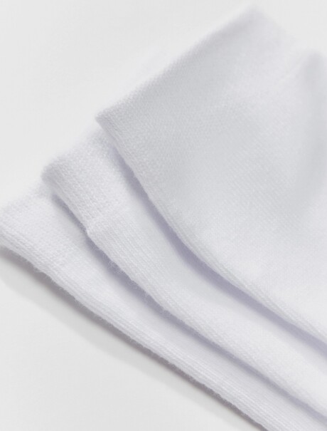 KIT CON 3 PARES DE MEDIAS LARGAS ELASTIZADAS BLANCO