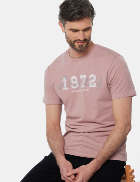 REMERA CON BORDADO Rosado