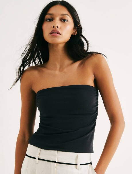 TOP SIN TIRANTE NEGRO