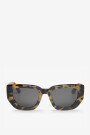 Madalena HC Tortoise Crudo