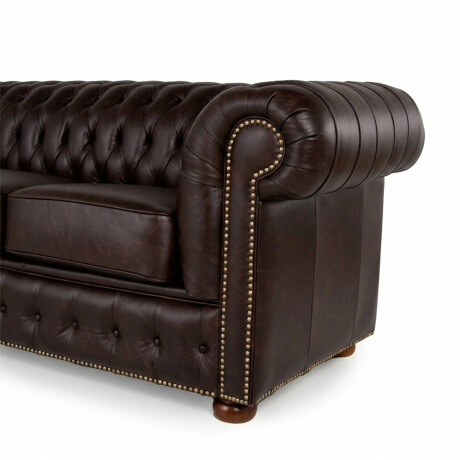 Sofá Chesterfield Novo - Cuero Básico - 3 cuerpos Café - (Preventa)