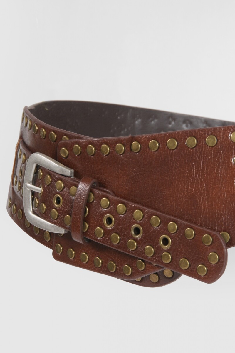 Cinturón faja tachas marrón