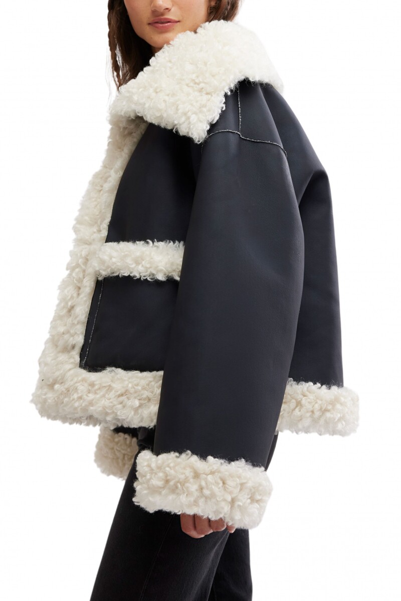 CHAQUETA KIKI Negro