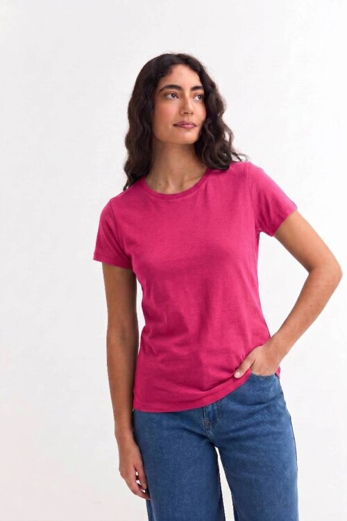 Remera cuello redondo ICONIC 150 ROSA PASTEL