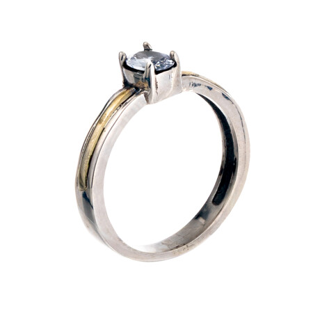 Anillo de plata 925, double en oro 18 ktes y circonia. Anillo de plata 925, double en oro 18 ktes y circonia.
