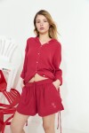 Short con bolsillos rojo