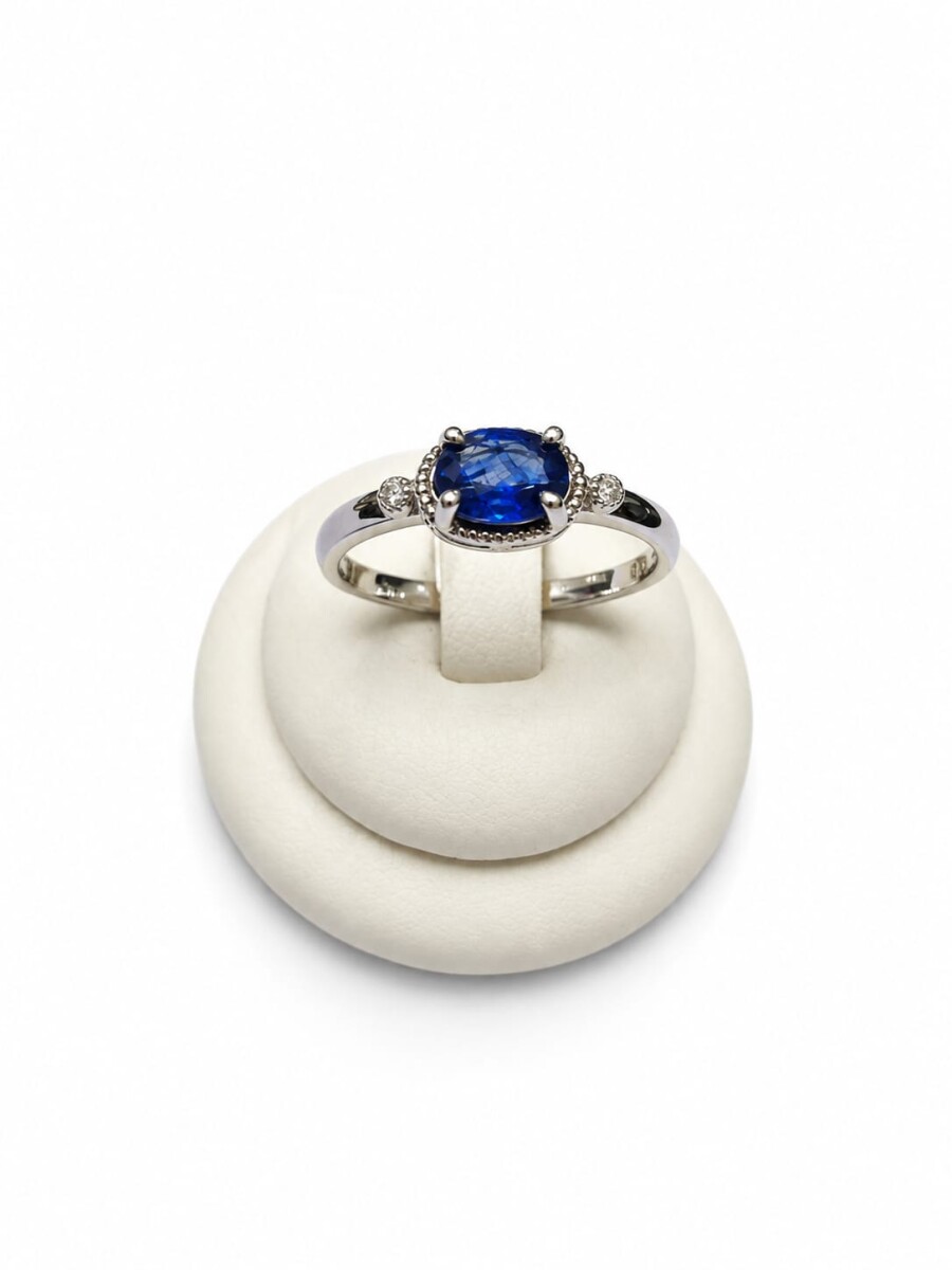 Anillo con Zafiro 
