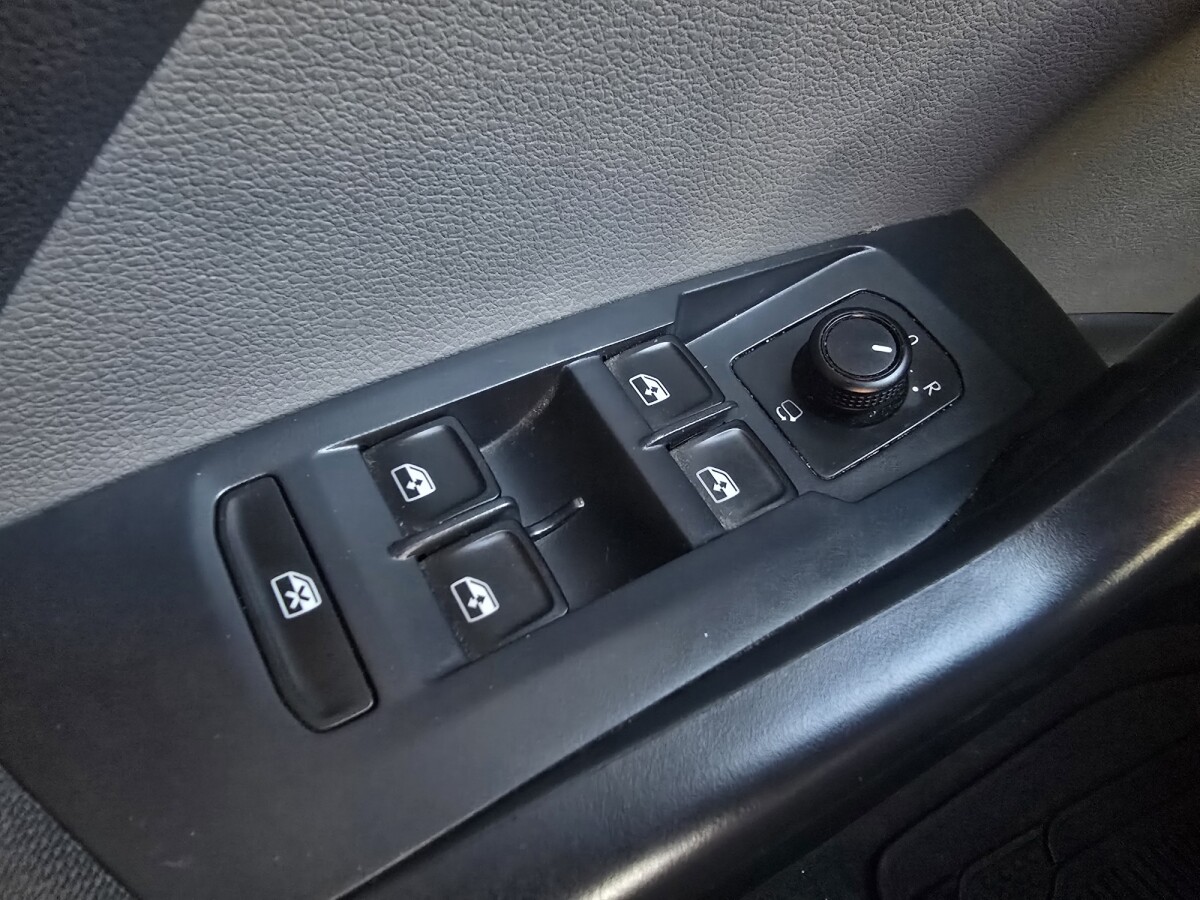 Volkswagen T-Cross Comfortline 1.6 AT| Permuta / Financia Volkswagen T-Cross Comfortline 1.6 AT| Permuta / Financia