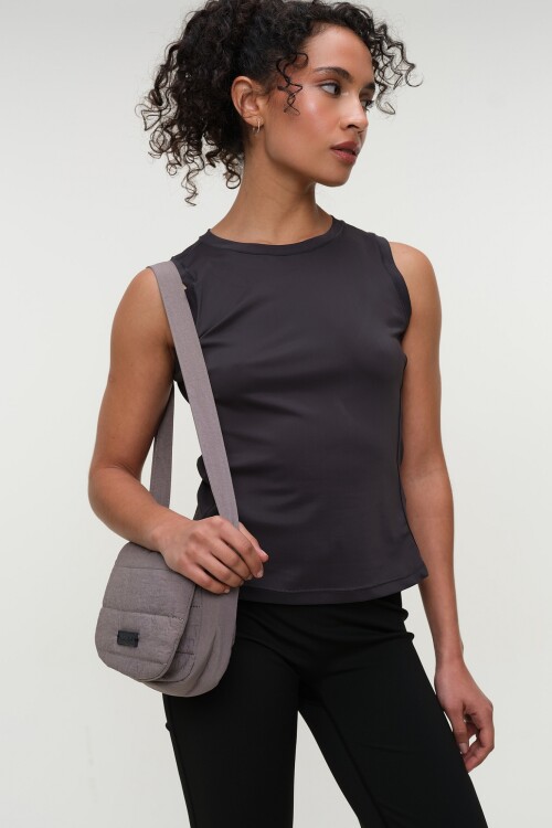 Musculosa Lenna Gris Oscuro