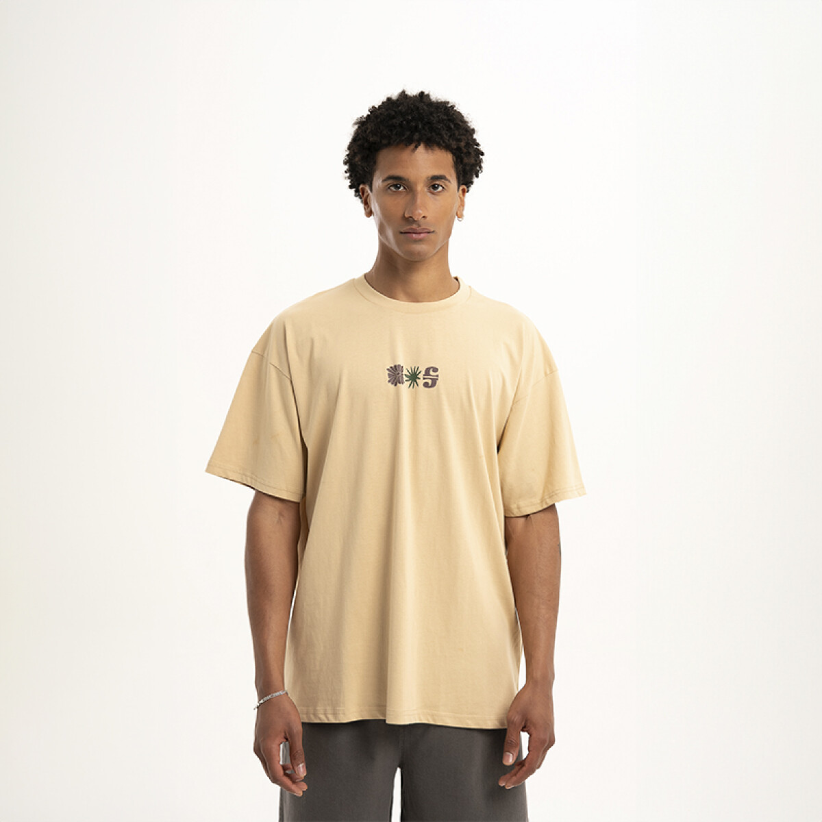 Remera Pulau Palmtree - Beige 