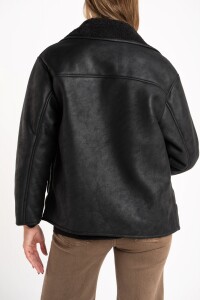 Gamulán Con Corderito Negro