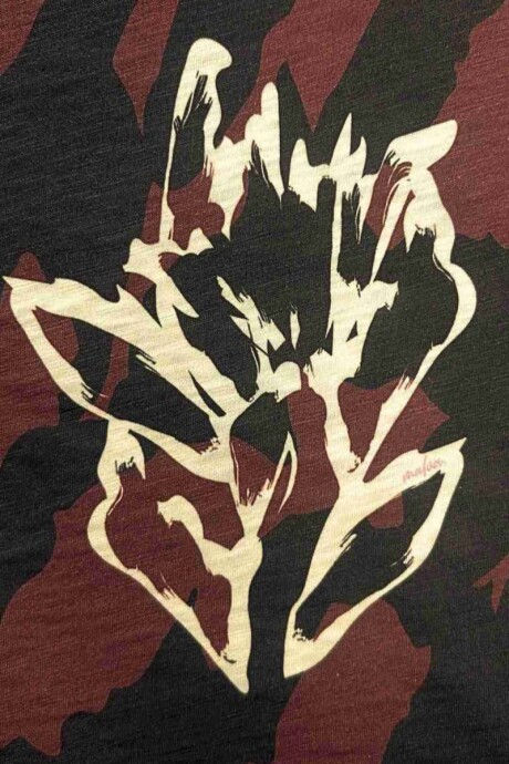 Remera Simone Flower Remera Simone Flower