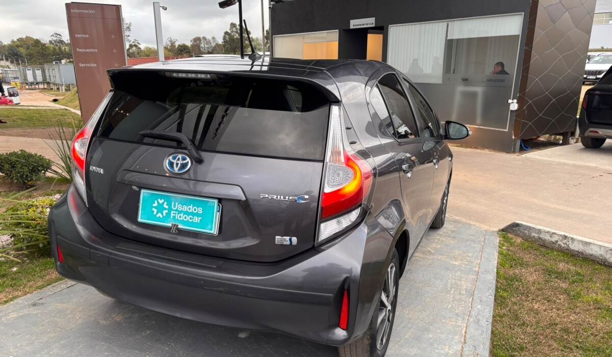 Toyota Prius C Hybrid - 2018 Toyota Prius C Hybrid - 2018