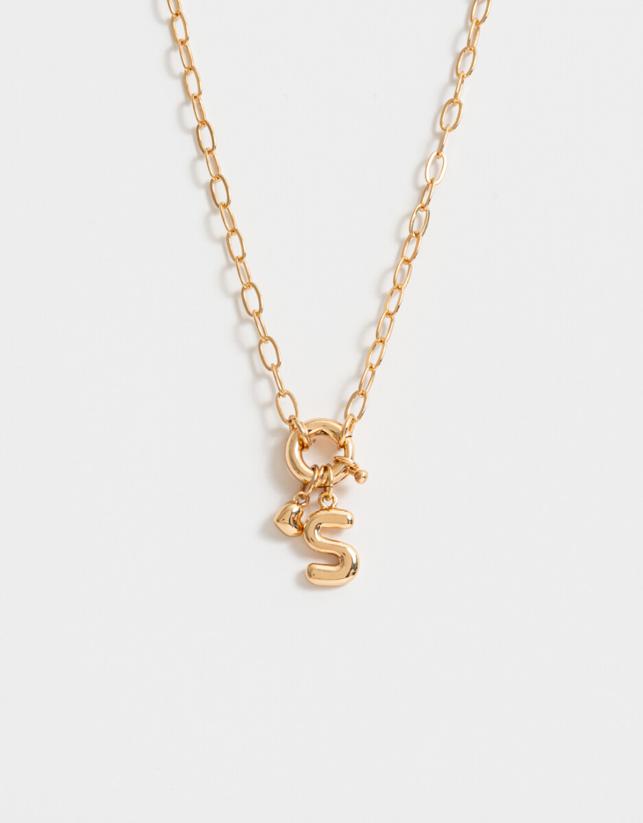 Collar Corto De Inicial "s" 