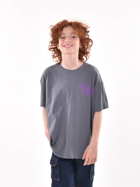 REMERA GALACTIC HERO GRIS OSCURO