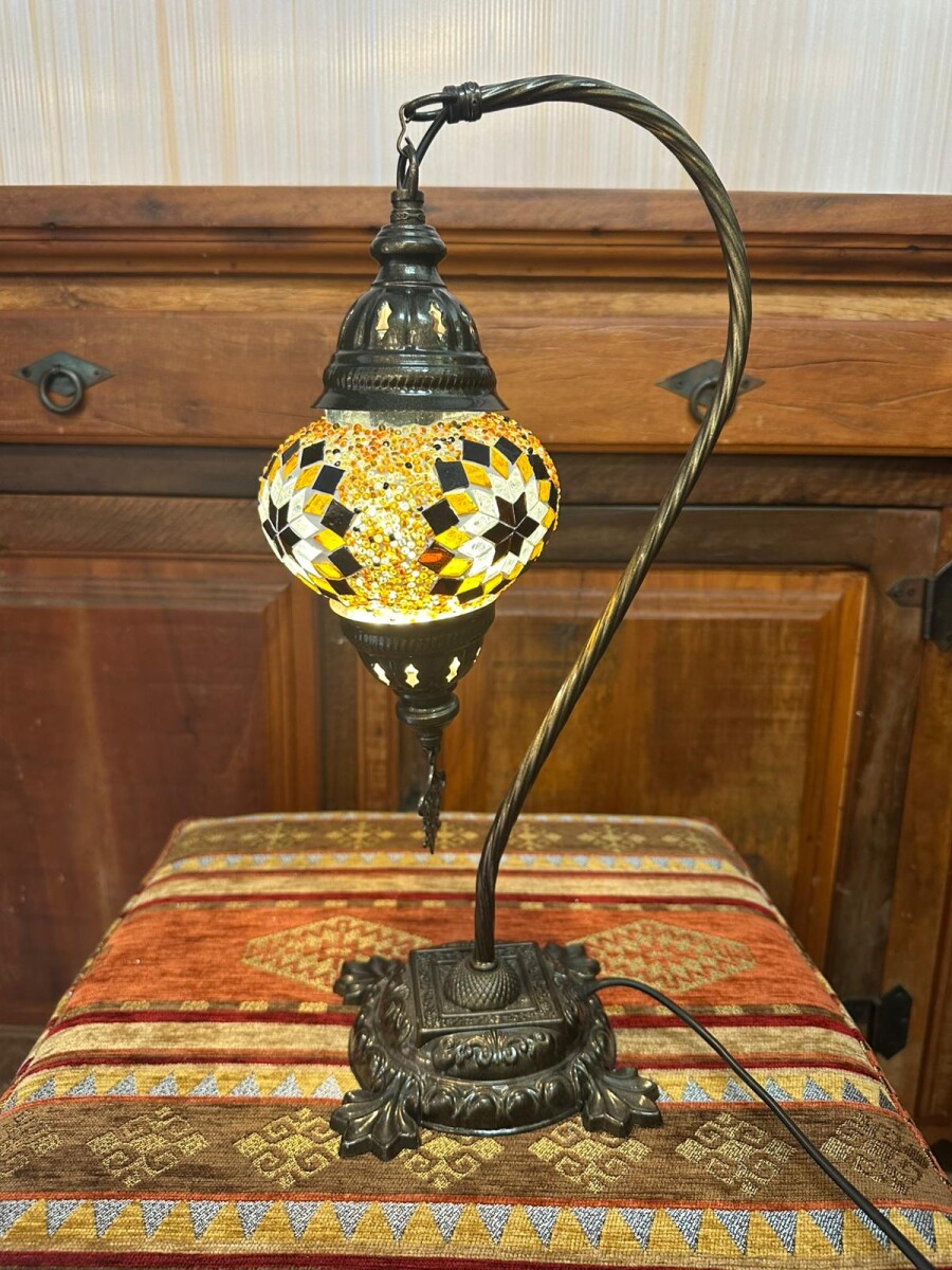 Lámpara vitraux de mesa cuello de cisne ambar TM12 - Modelo 2 