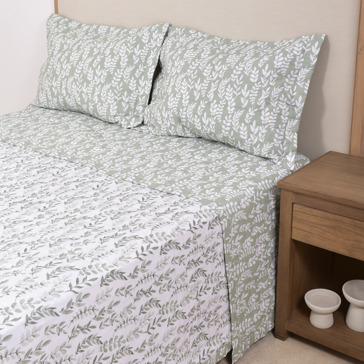 Cubrecama Ava 200 Hilos Hojitas Verde - 180x240 