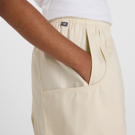 Panrtalón New Balance de Dama - Utility Pant - WP51501LIN BEIGE
