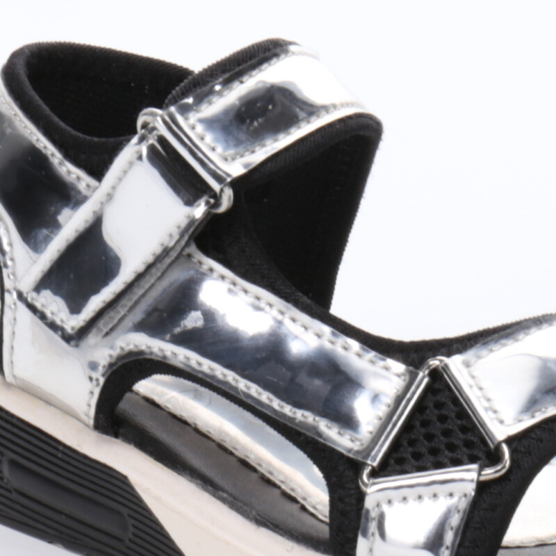 Sandalias de Niña MINI Miss Carol TUNIA deportiva de charol Plateado