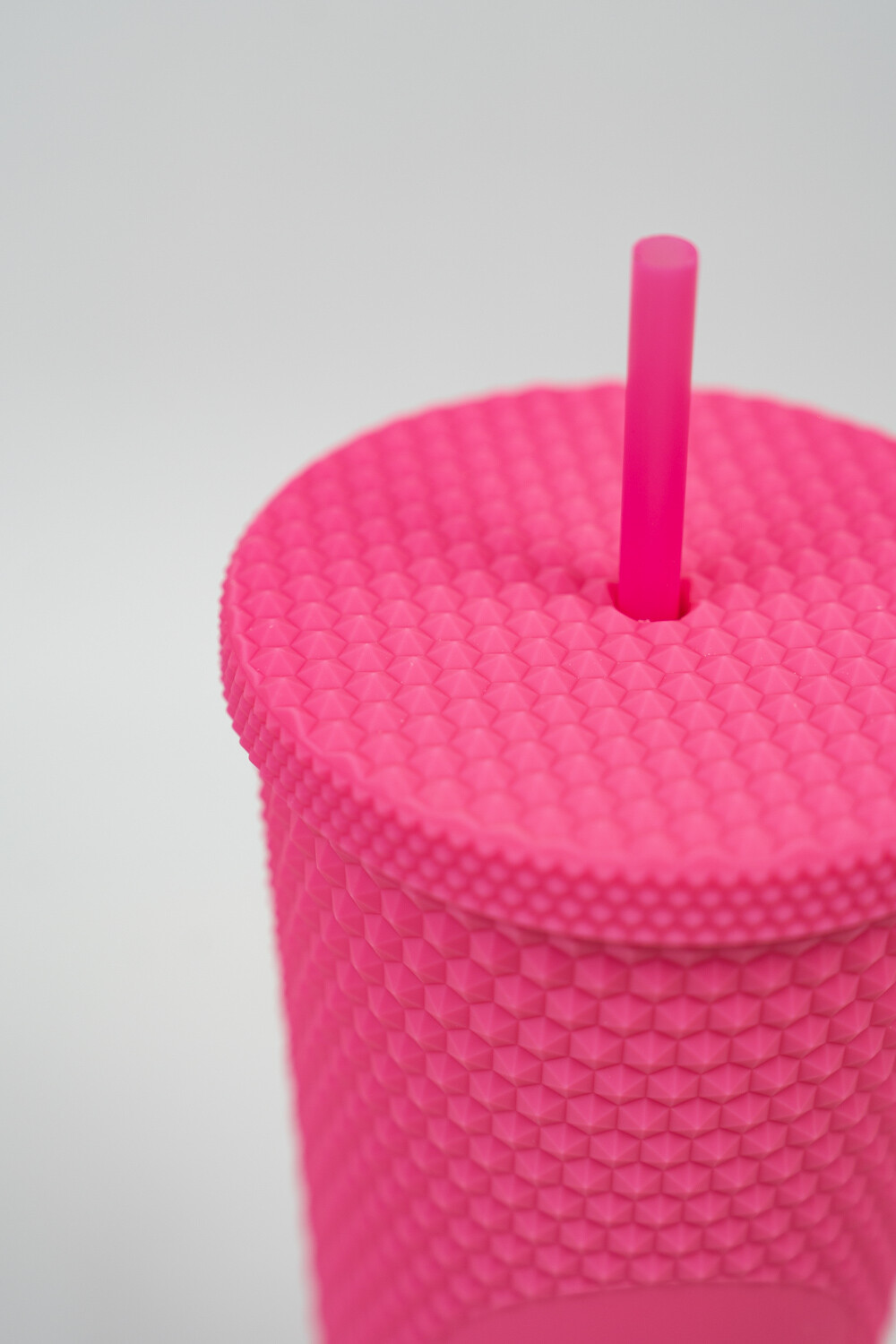 Vaso Con Tapa + Sorbito Vibra Fucsia