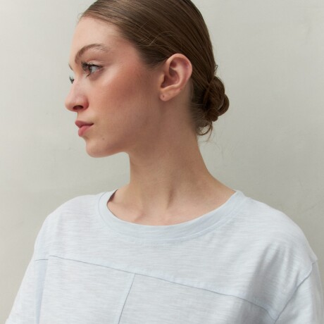 REMERA LISBOA Celeste