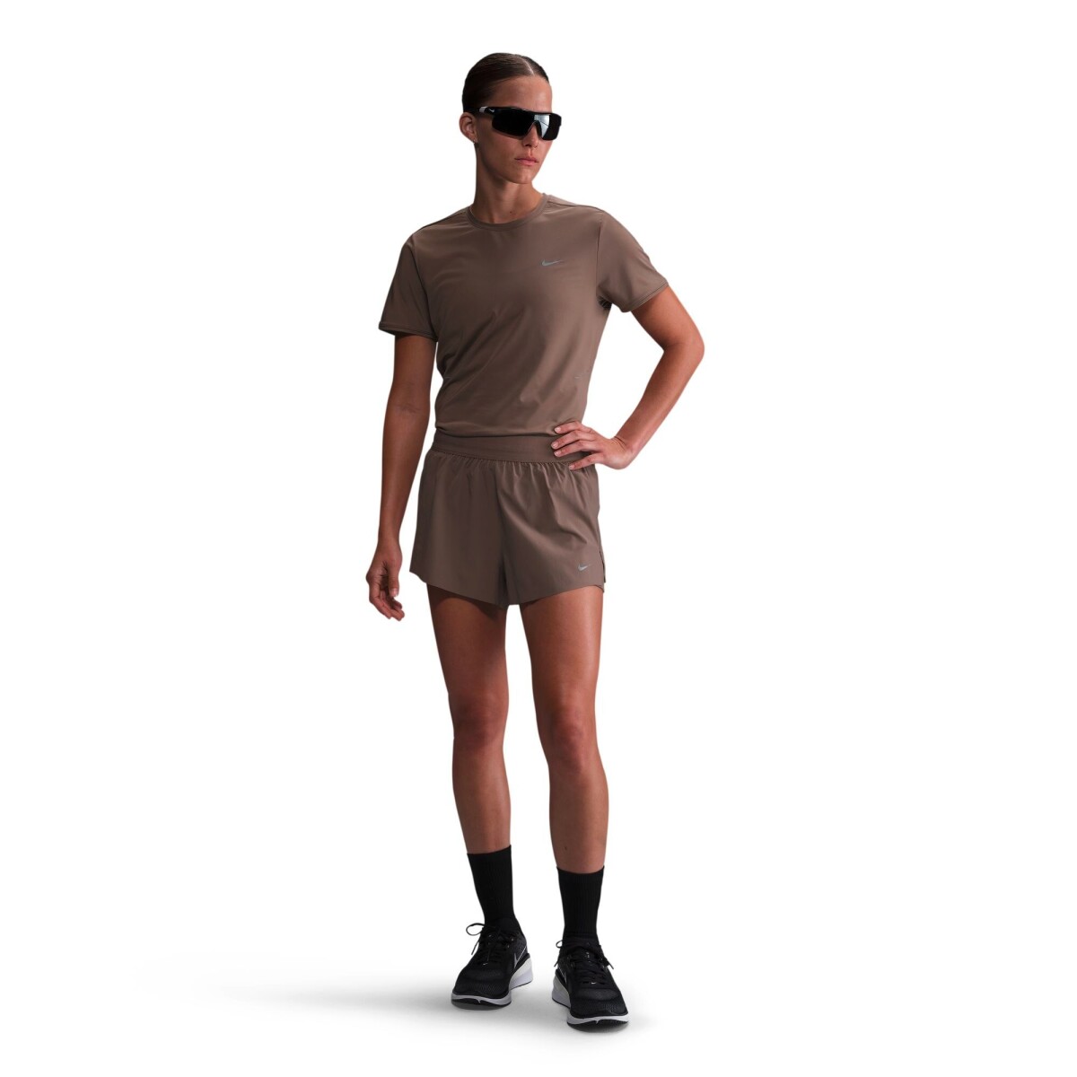 Pantalón Corto Nike Swift Dri-Fit Mr 2N1 de Mujer - Chocolate 