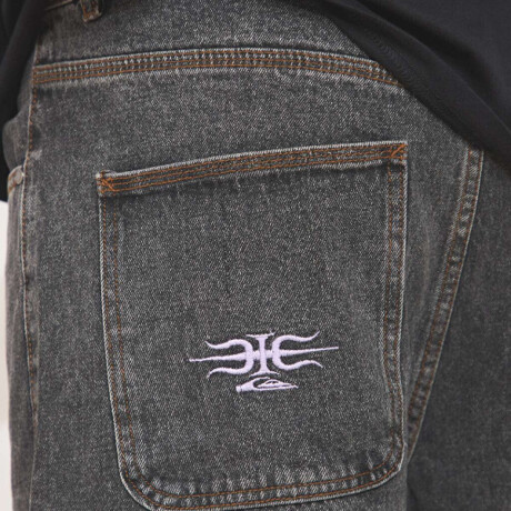 Bermuda Quiksilver Fast Negro
