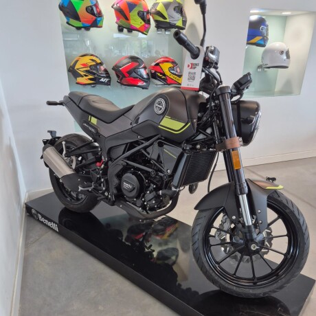 Benelli Leoncino 250 Gris