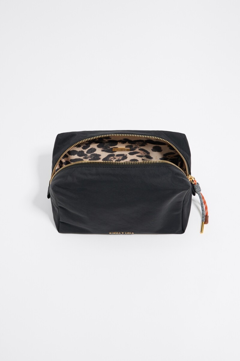 NECESER NYLON Negro