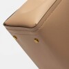 Cartera de Mano Anette Grande en Efecto Cuero Liso Natural