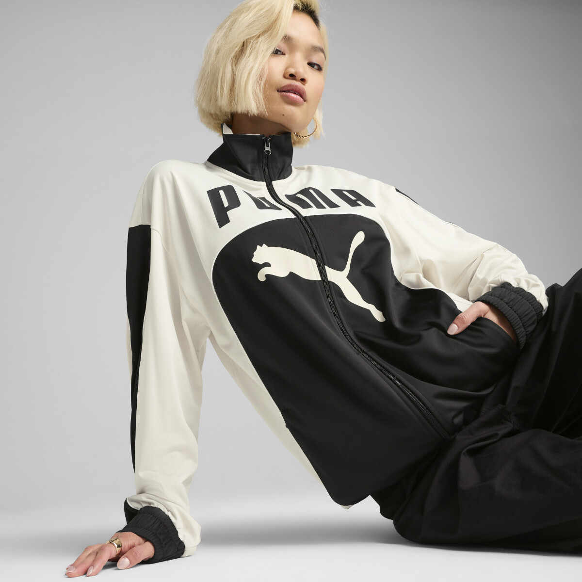 Fut.Archive Relax Track Jkt.62978651 - Negro/arena 