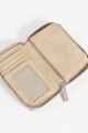 Billetera con tachas beige