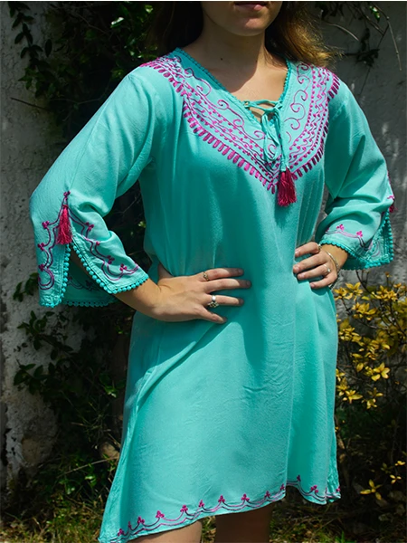 Vestido celeste SPRING bordado Fucsia