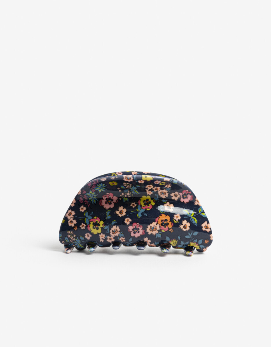 Broche Grande Estampado De Acrilico. 