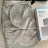 Sobre swaddle de dormir BUBA para bebe gris