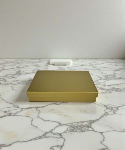 Caja Rigida 21,5 x 31,5 x 5,5 DORADO